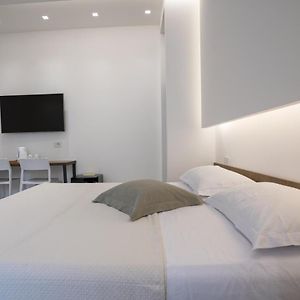 Kalibia Rooms And Suites