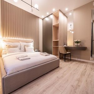 Karoly Boutique Suites, Best Location By Bqa